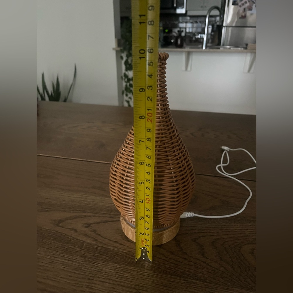 Natural Wicker Diffuser with Light - - Picture 3 of 12